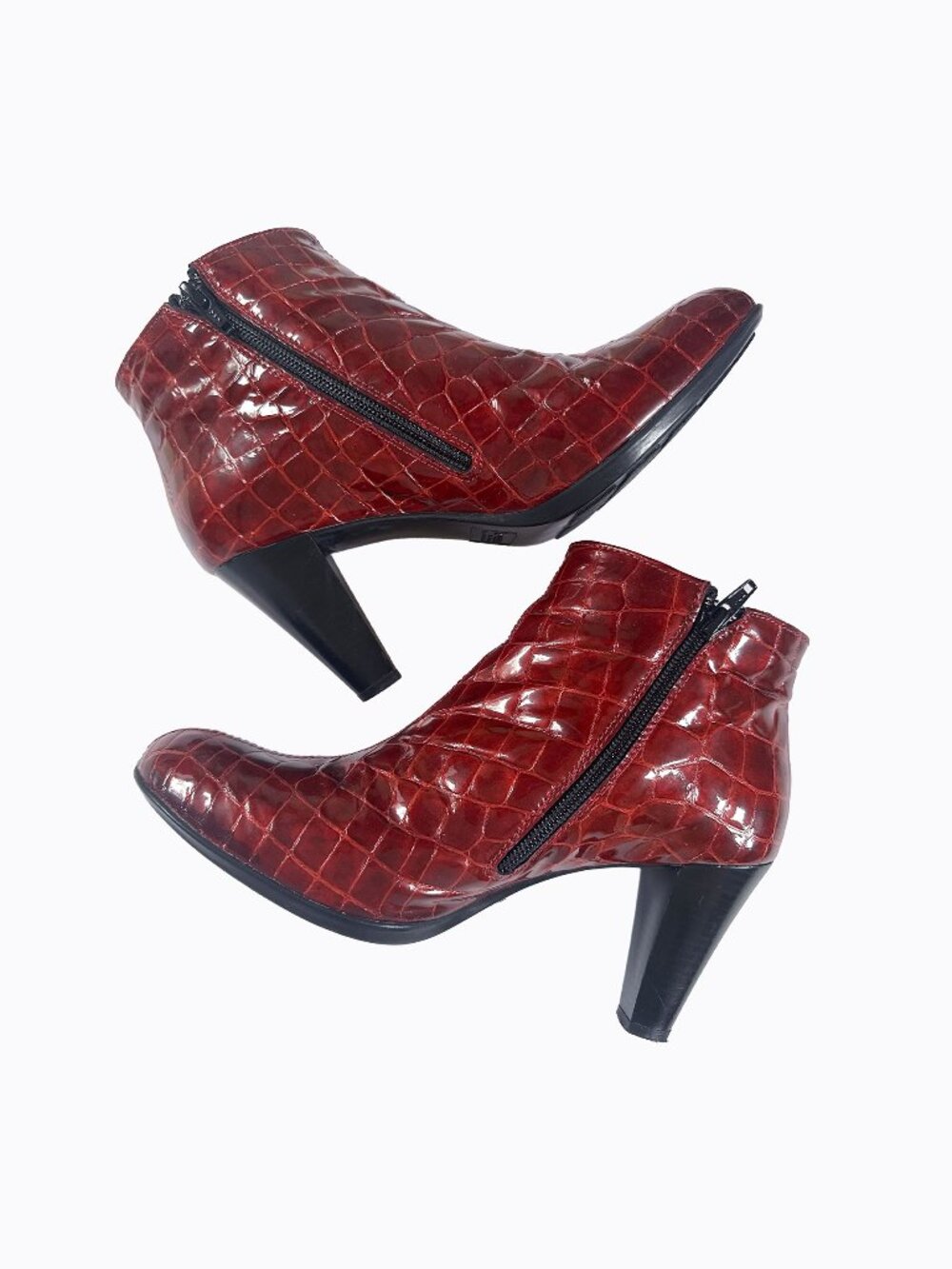 La Canadienne Red Croc Patent Leather Booties 9M Whimsigoth Heel Boots Y2K Vampy